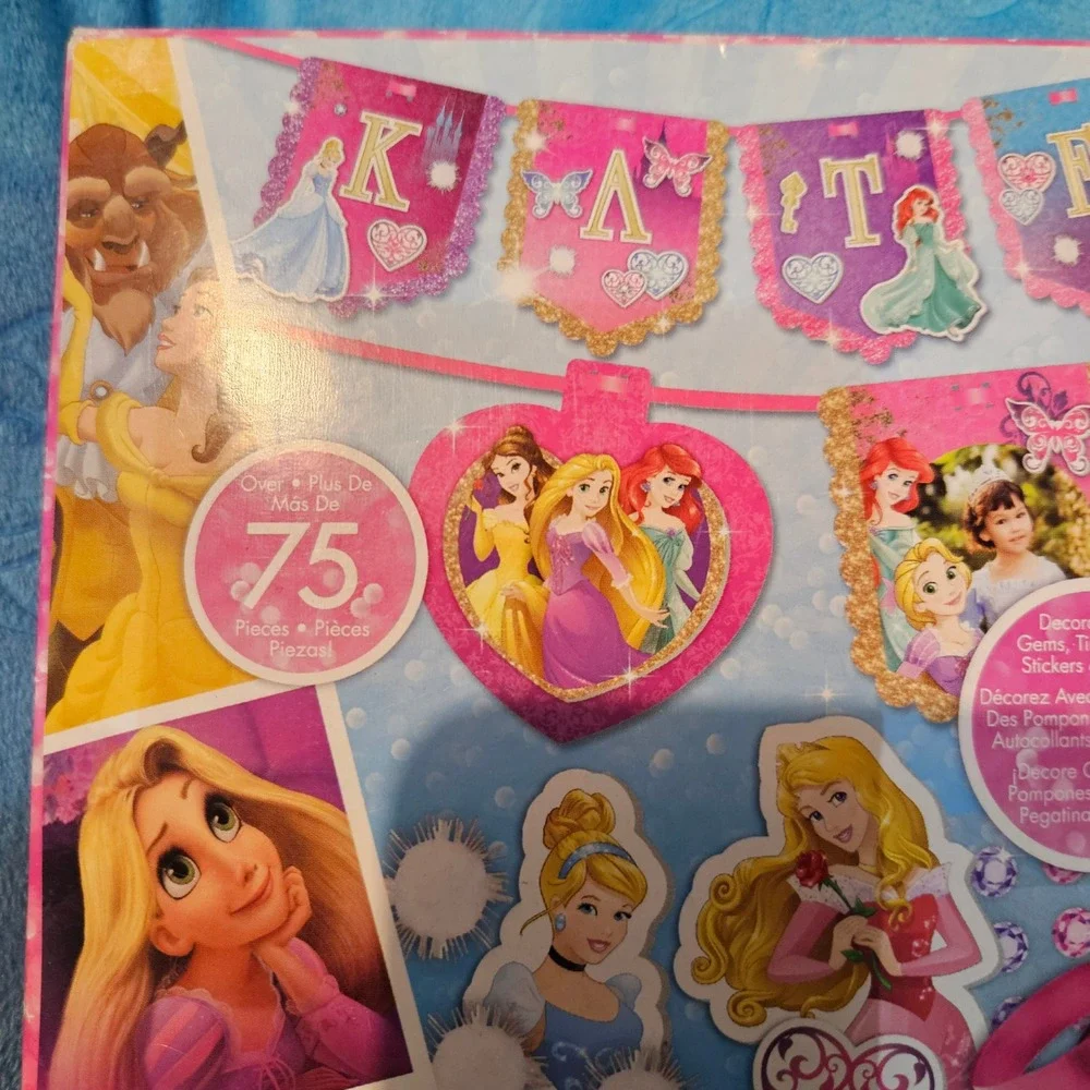 Disney Princess Wall Garland Banner Kit Over 75‎ Pieces Kids Party Decor